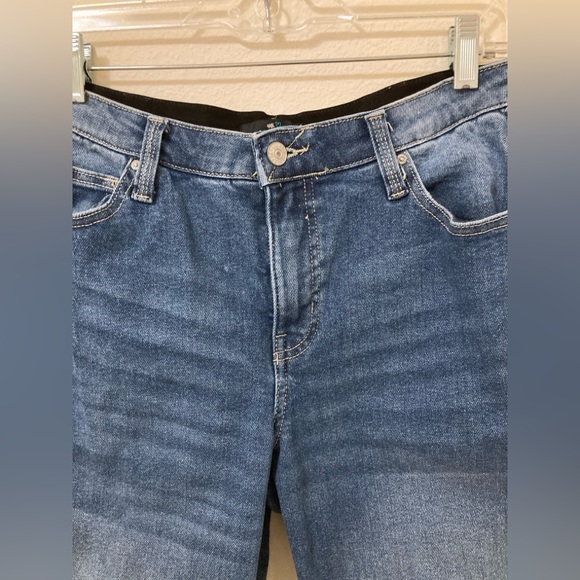 LuLaRoe 90s Relaxed Denim in the Baltic Wash - Picture 2 of 11